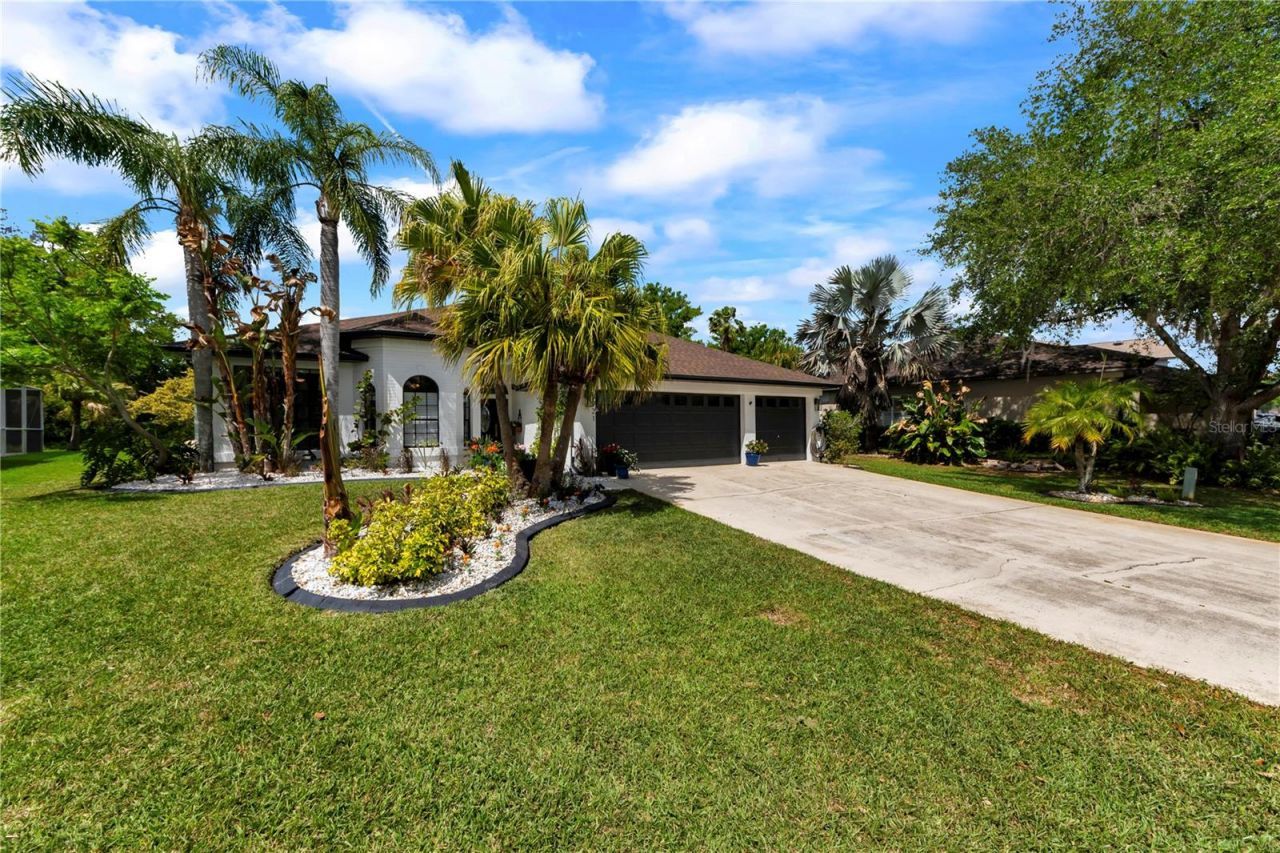 3921 Roswell Place , Land O Lakes, FL 34639 Photo