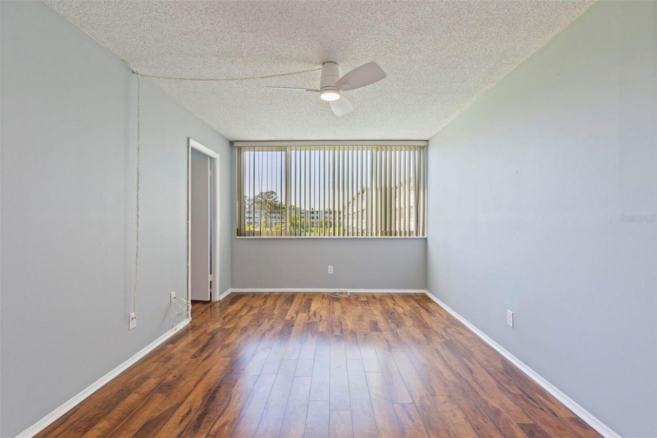 4895 Bay Street Ne, Unit 207, Saint Petersburg, FL 33703 Photo