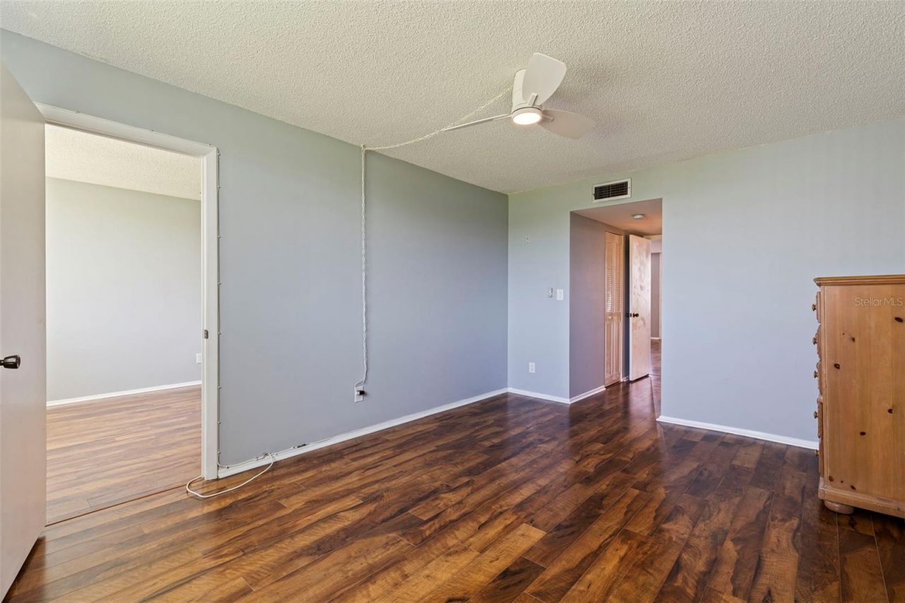 4895 Bay Street Ne, Unit 207, Saint Petersburg, FL 33703 Photo