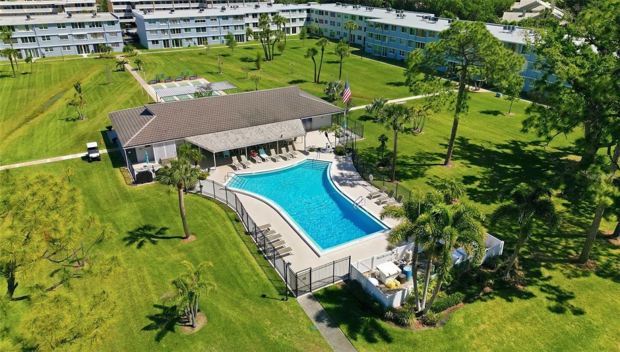 4895 Bay Street Ne, Unit 207, Saint Petersburg, FL 33703 Photo