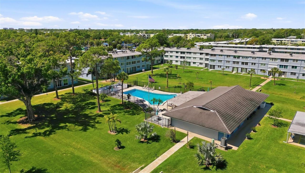 4895 Bay Street Ne, Unit 207, Saint Petersburg, FL 33703 Photo