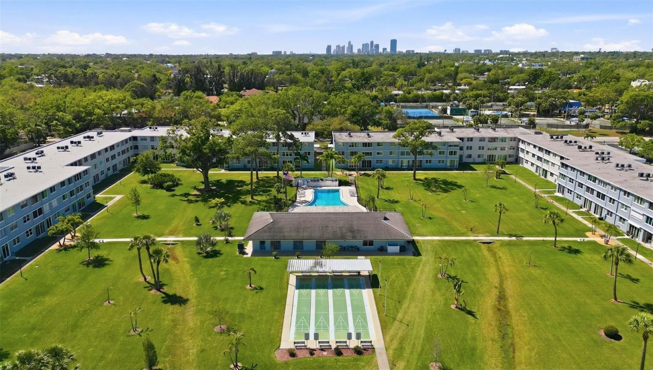 4895 Bay Street Ne, Unit 207, Saint Petersburg, FL 33703 Photo