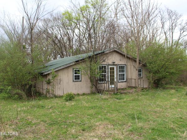 171 Gooseneck Lane, Jamestown, TN 38556