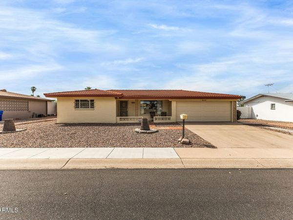 6037 E EVERGREEN Street, Mesa, AZ 85205