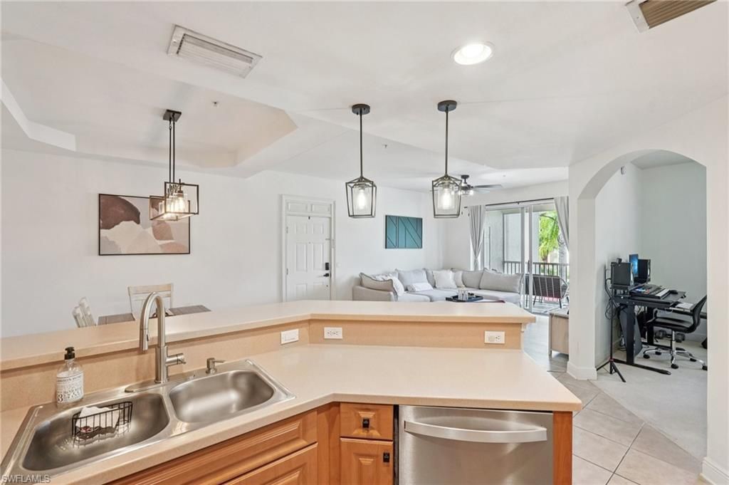 3969 Pomodoro Cir, Unit 201, Cape Coral, FL 33909 Photo