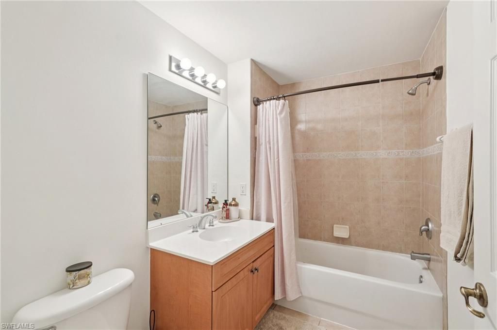 3969 Pomodoro Cir, Unit 201, Cape Coral, FL 33909 Photo