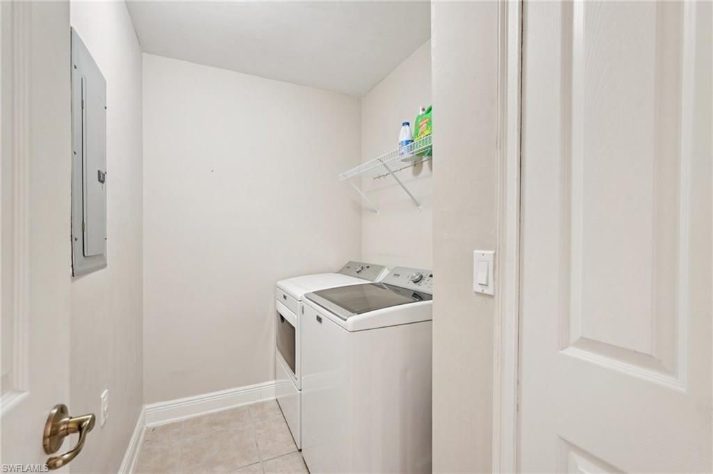 3969 Pomodoro Cir, Unit 201, Cape Coral, FL 33909 Photo