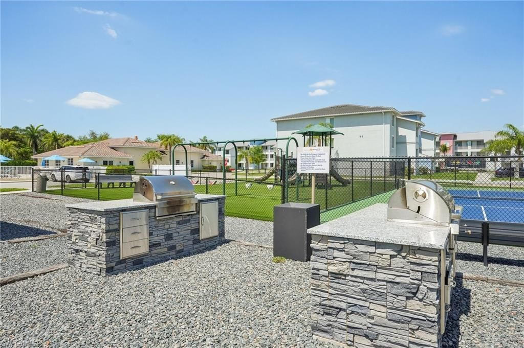 3969 Pomodoro Cir, Unit 201, Cape Coral, FL 33909 Photo