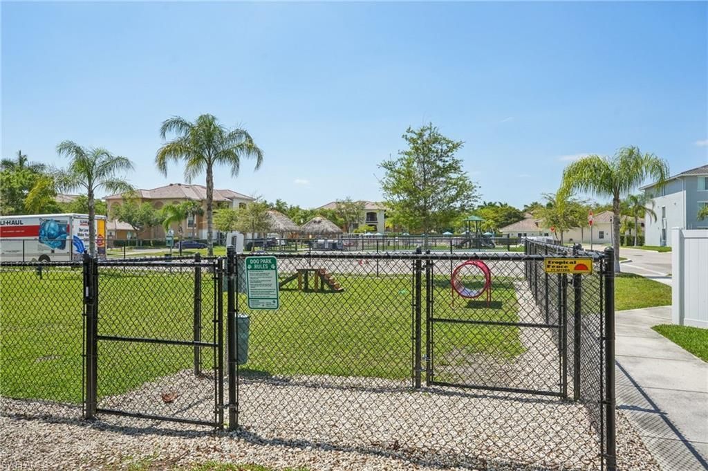 3969 Pomodoro Cir, Unit 201, Cape Coral, FL 33909 Photo