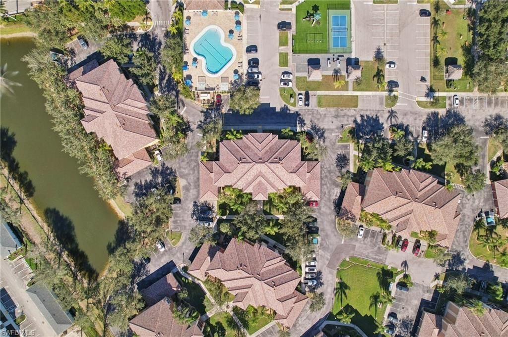 3969 Pomodoro Cir, Unit 201, Cape Coral, FL 33909 Photo