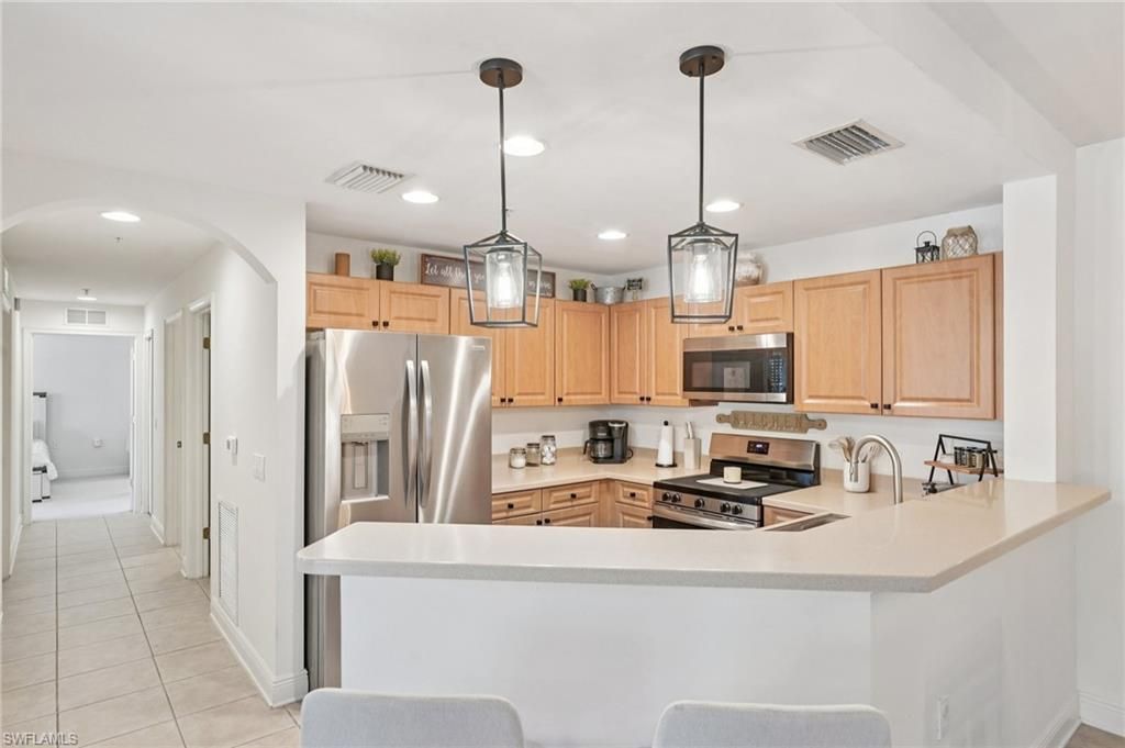 3969 Pomodoro Cir, Unit 201, Cape Coral, FL 33909 Photo