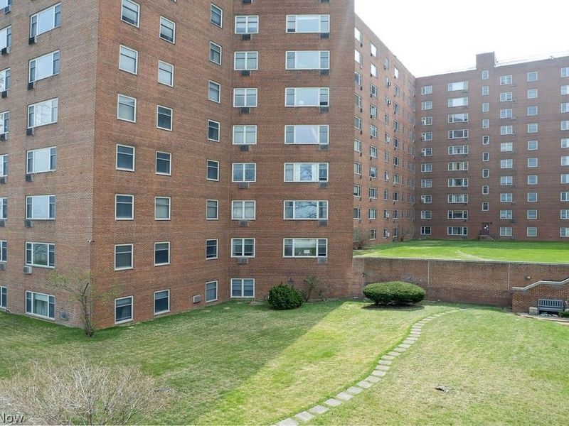 11820 Edgewater Drive, Unit 110, Lakewood, OH 44107 Photo 35