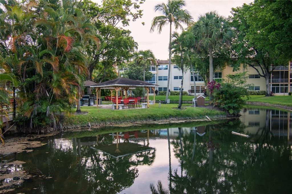 5171 W Oakland Park Boulevard, Lauderdale Lakes, FL 33313 Photo