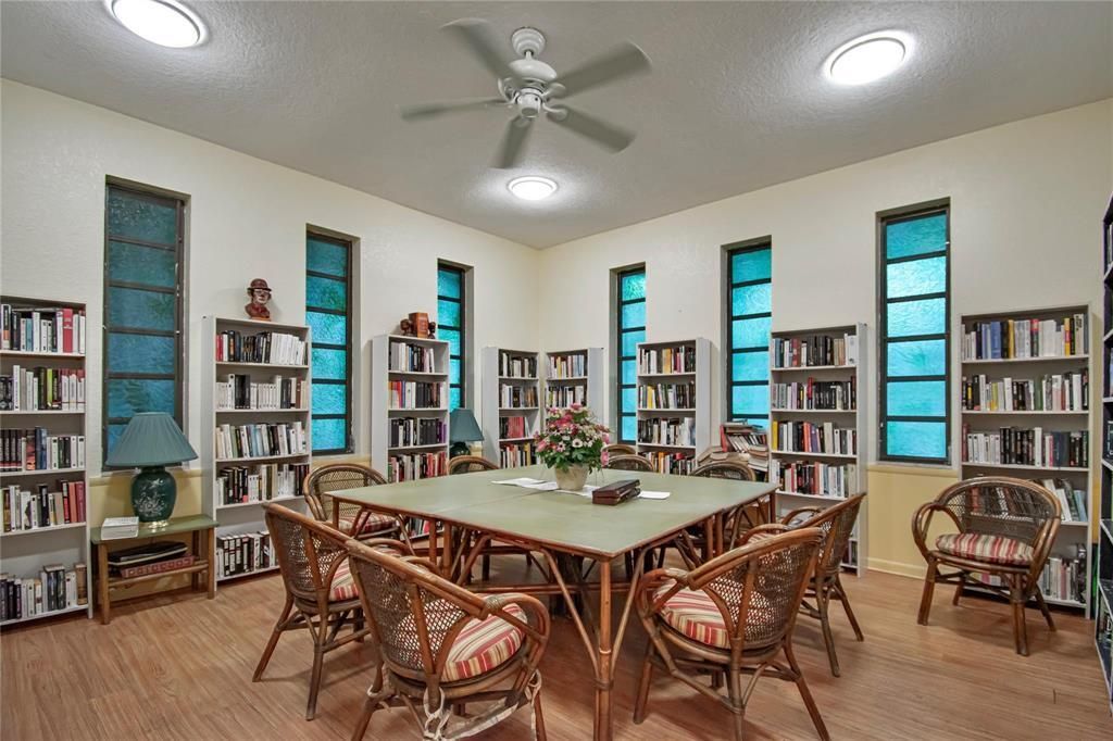 5171 W Oakland Park Boulevard, Lauderdale Lakes, FL 33313 Photo