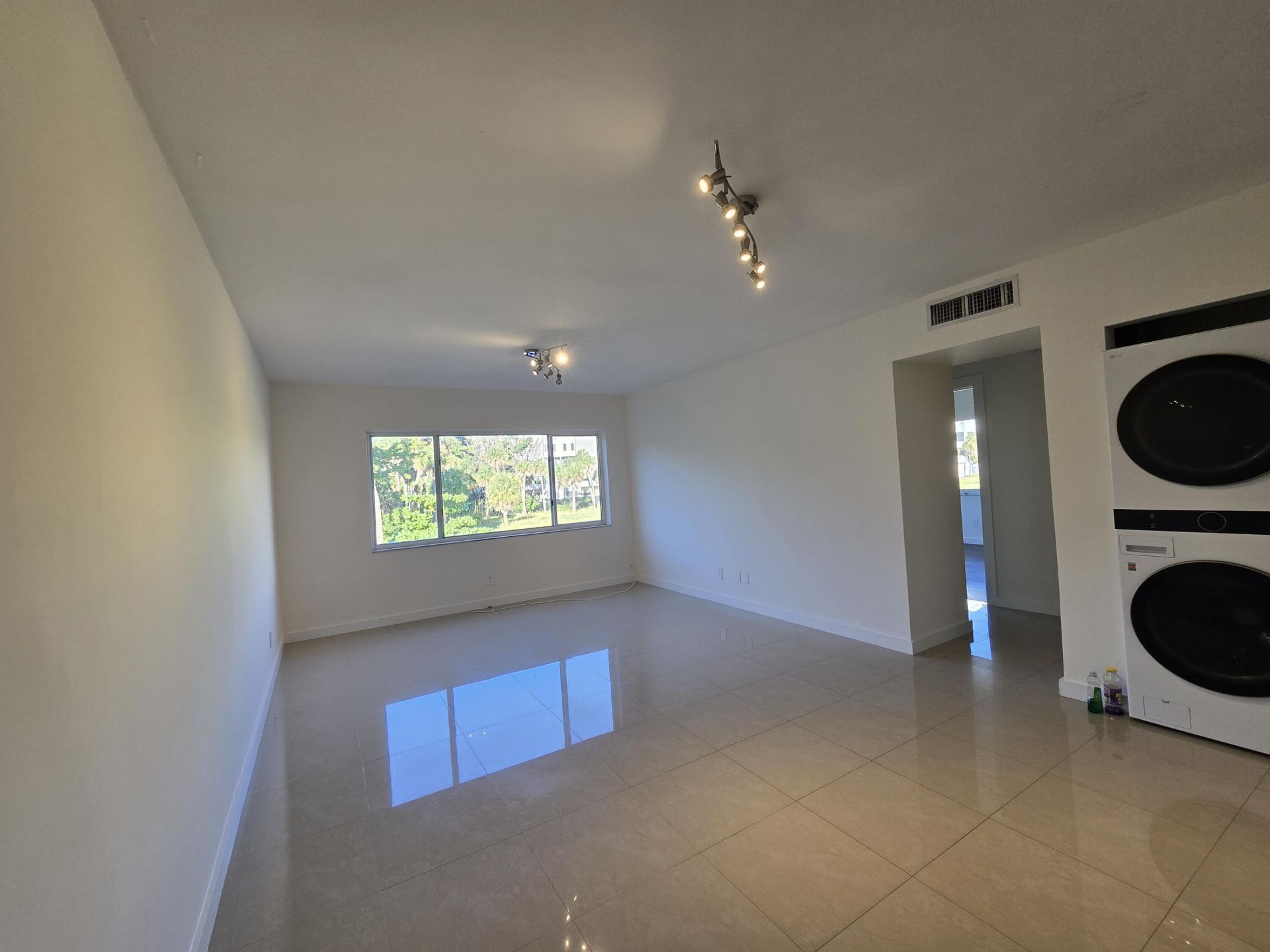 201 SE 6th Avenue, Pompano Beach, FL 33060 Photo