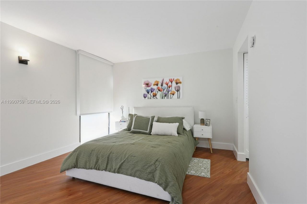 3101 N Country Club Dr, Unit 102, Aventura, FL 33180 Photo
