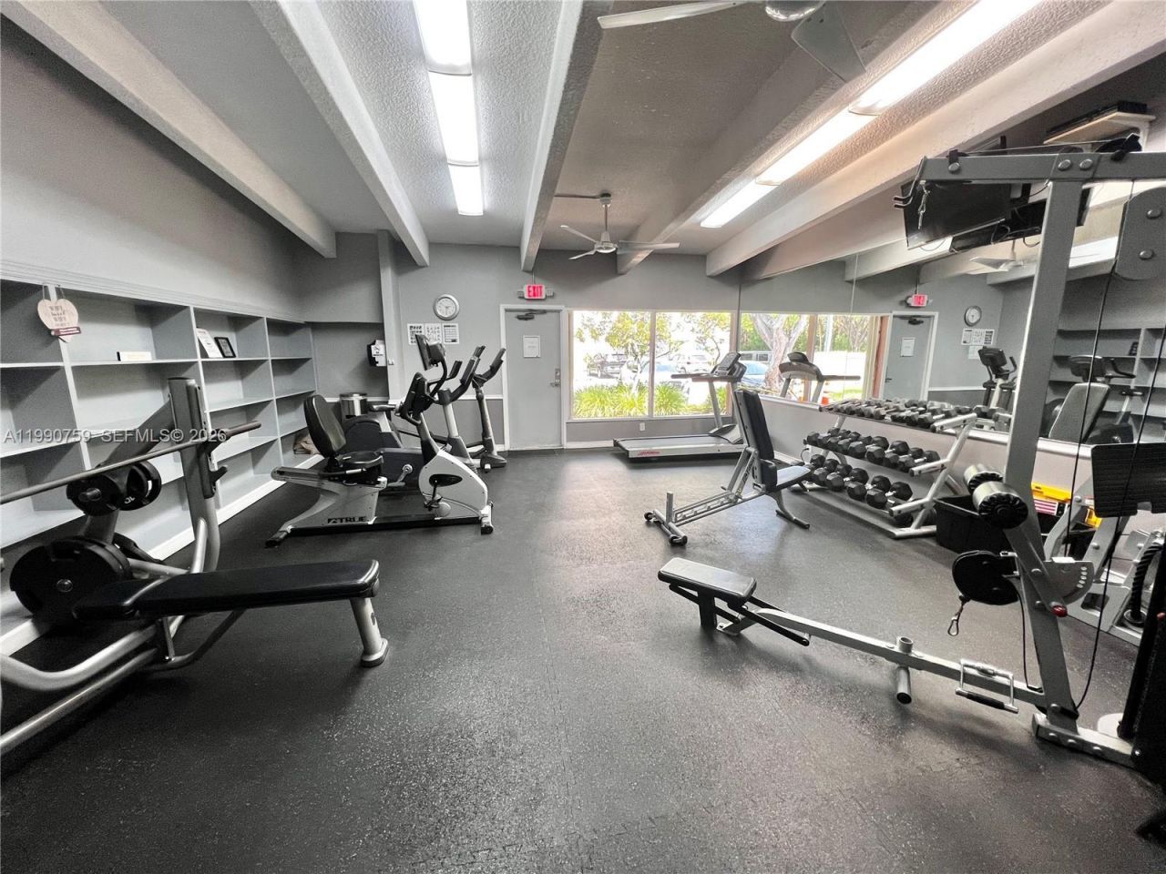 3101 N Country Club Dr , Unit 102, Aventura, FL 33180 Photo