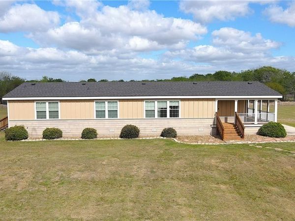 1118 Gin Road , Port Lavaca, TX 77979