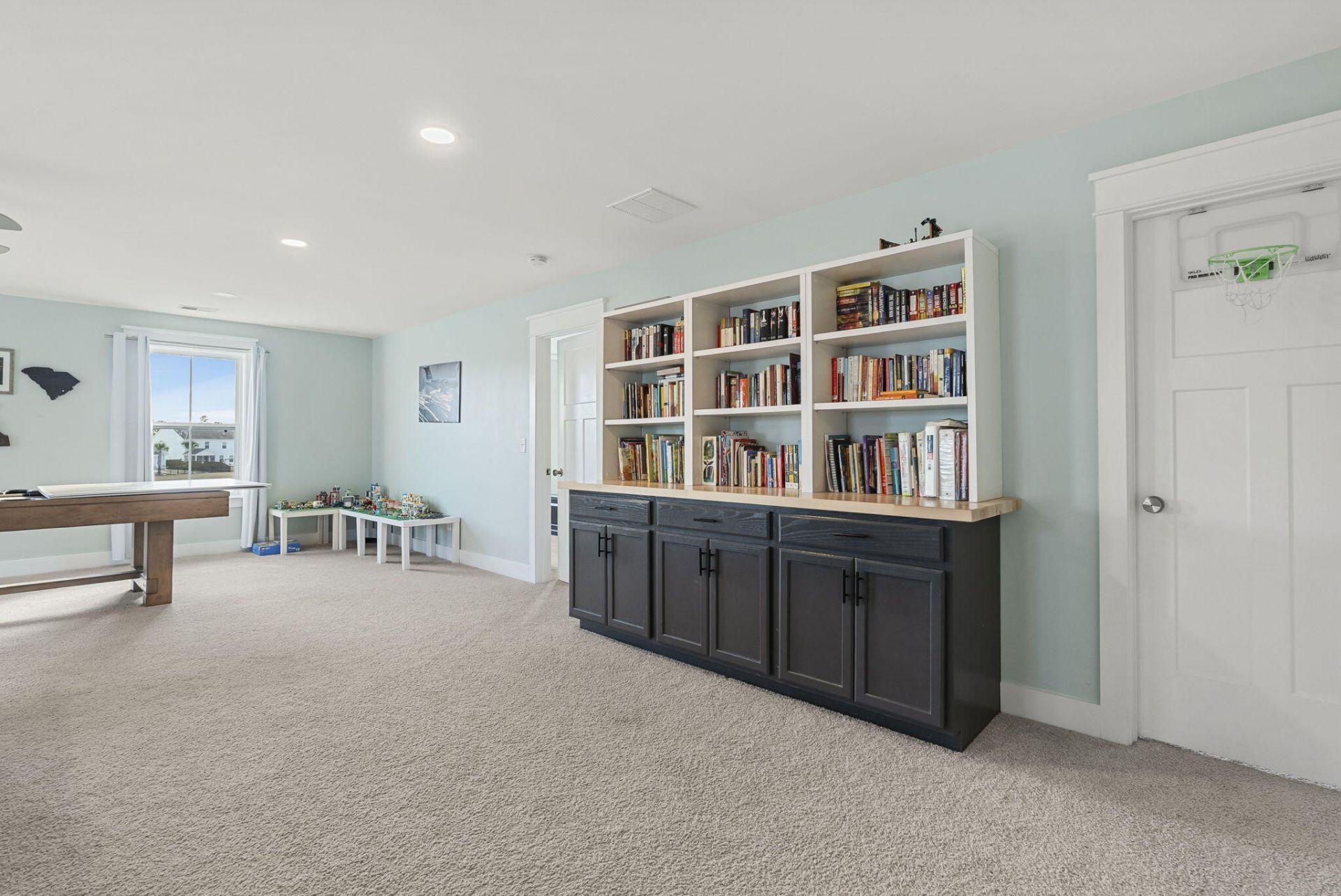 686 Yellow Leaf Lane Photo 30