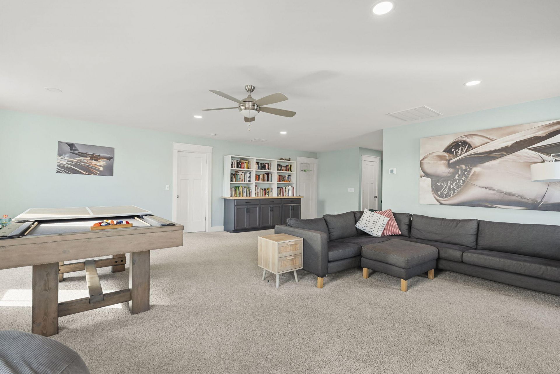 686 Yellow Leaf Lane Photo 31