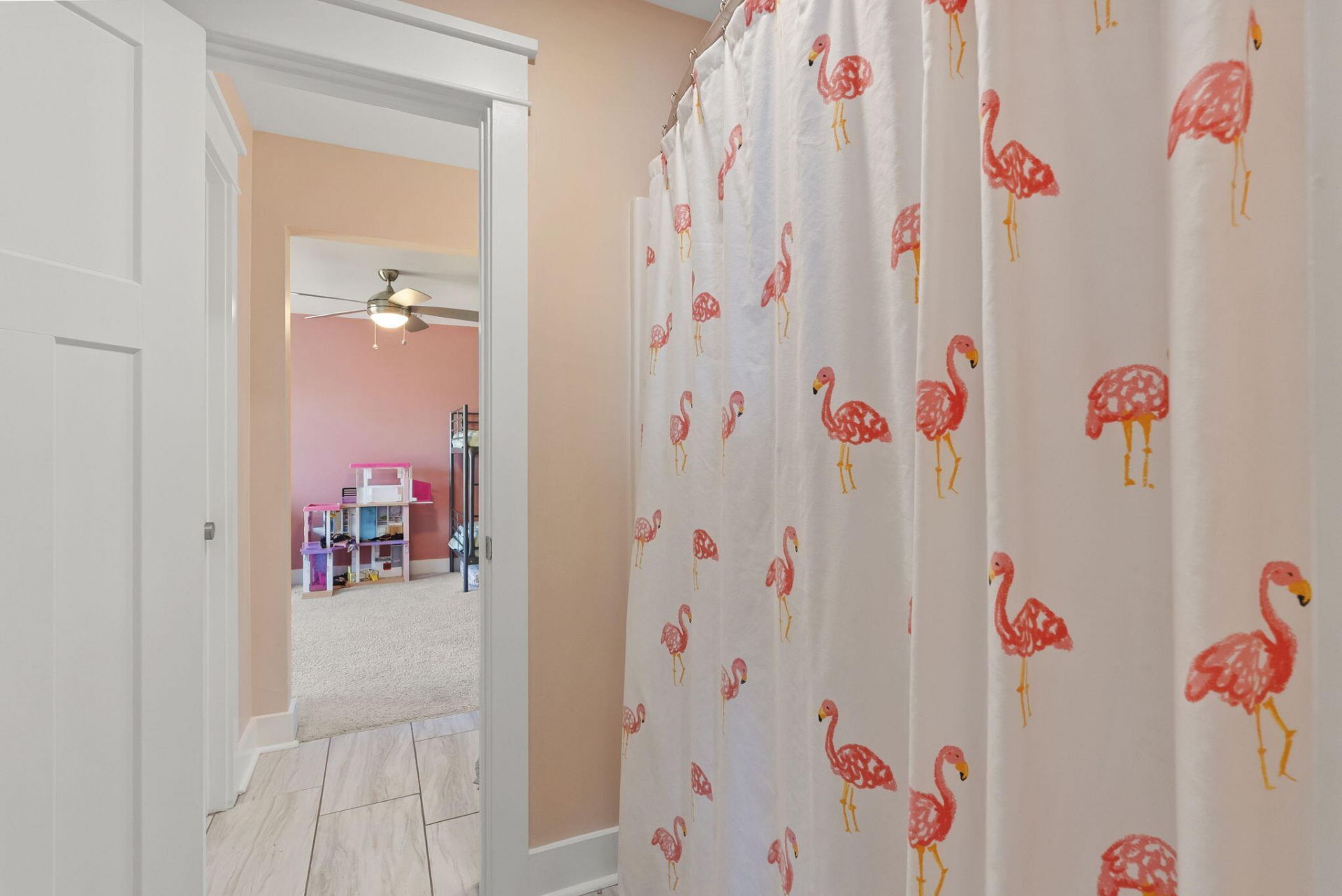 686 Yellow Leaf Lane Photo 46