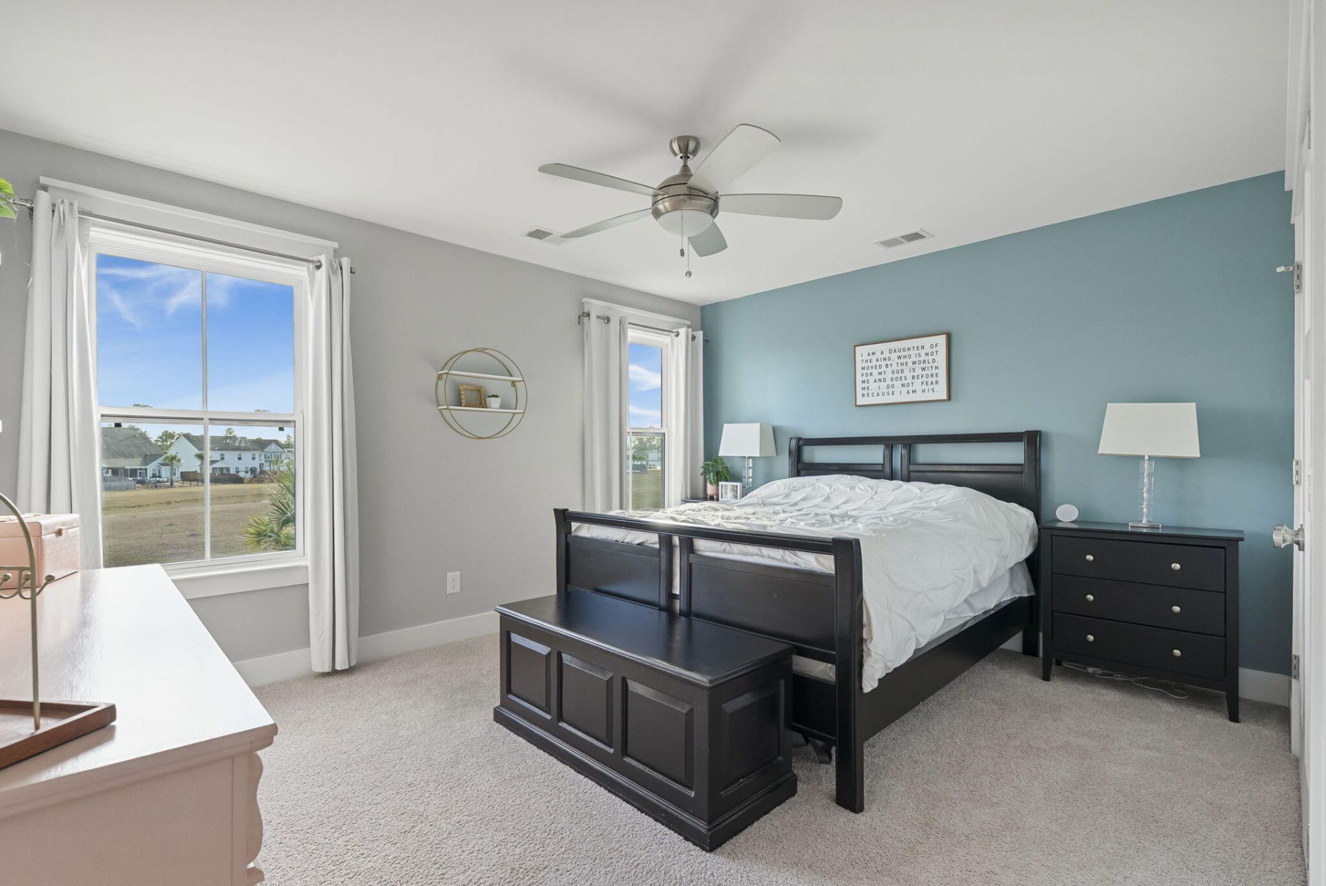 686 Yellow Leaf Lane Photo 47