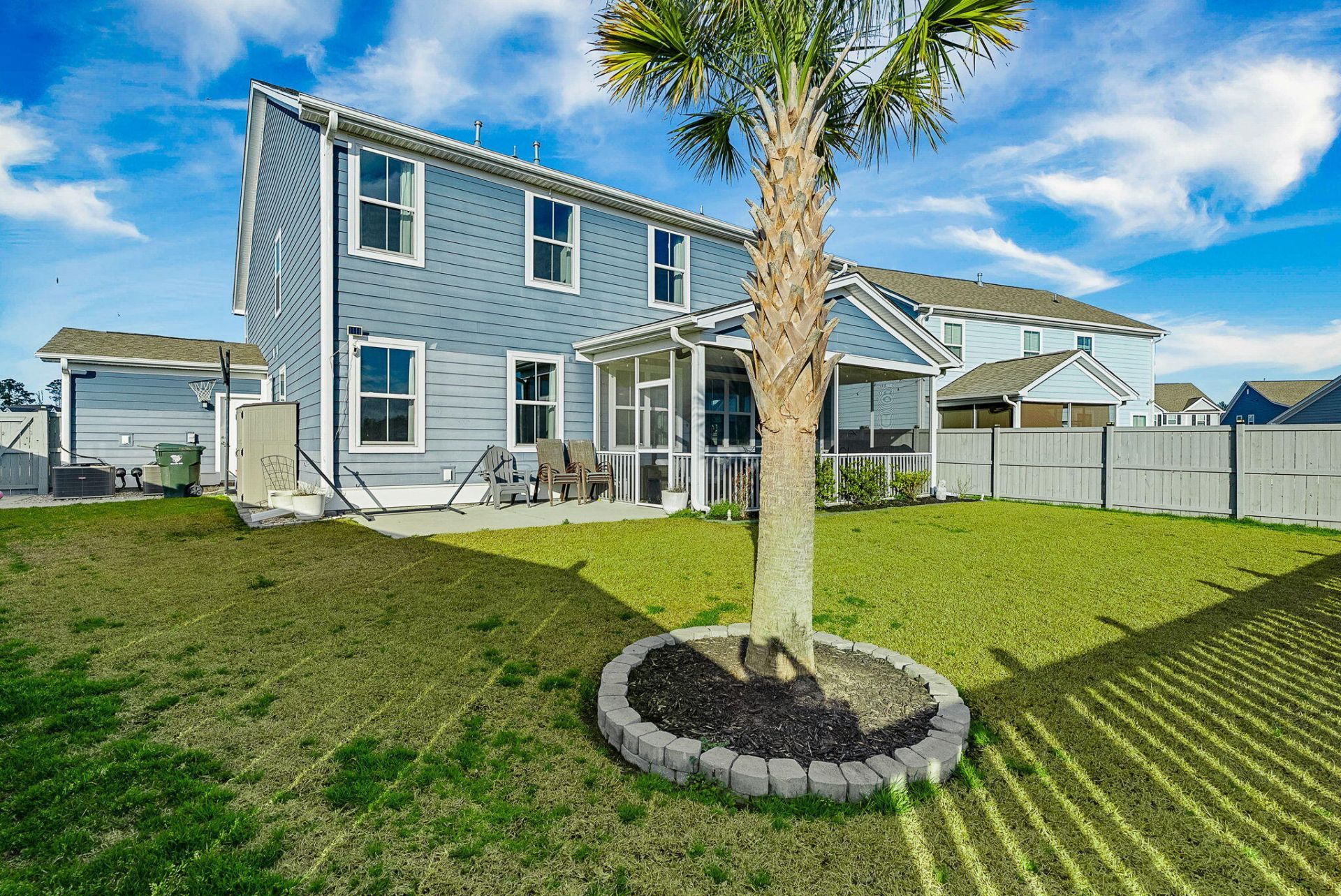 686 Yellow Leaf Lane Photo 52