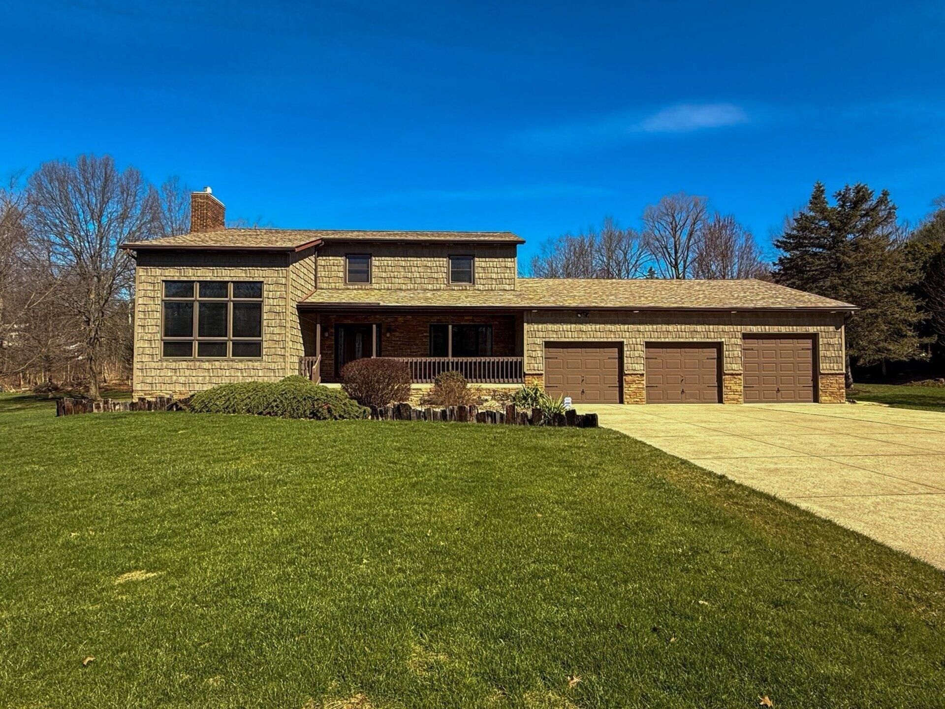 3377 Ridgewood Rd, Medina, OH 44256 Main Photo