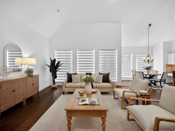 7100 Oakbrook Drive, Plano, TX 75025