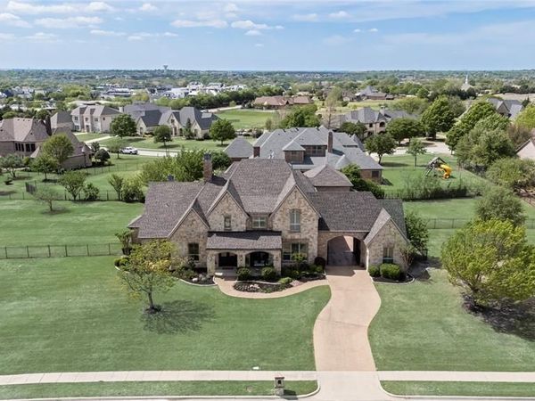 125 Manor Drive, Heath, TX 75032