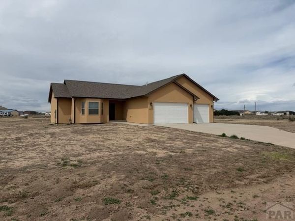 657 N Chaparral Dr, Pueblo West, CO 81007