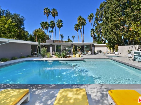 20150 Delita Drive, Woodland Hills, CA 91364