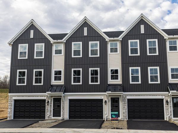 18 MEREDITH WAY , CARLISLE, PA 17013