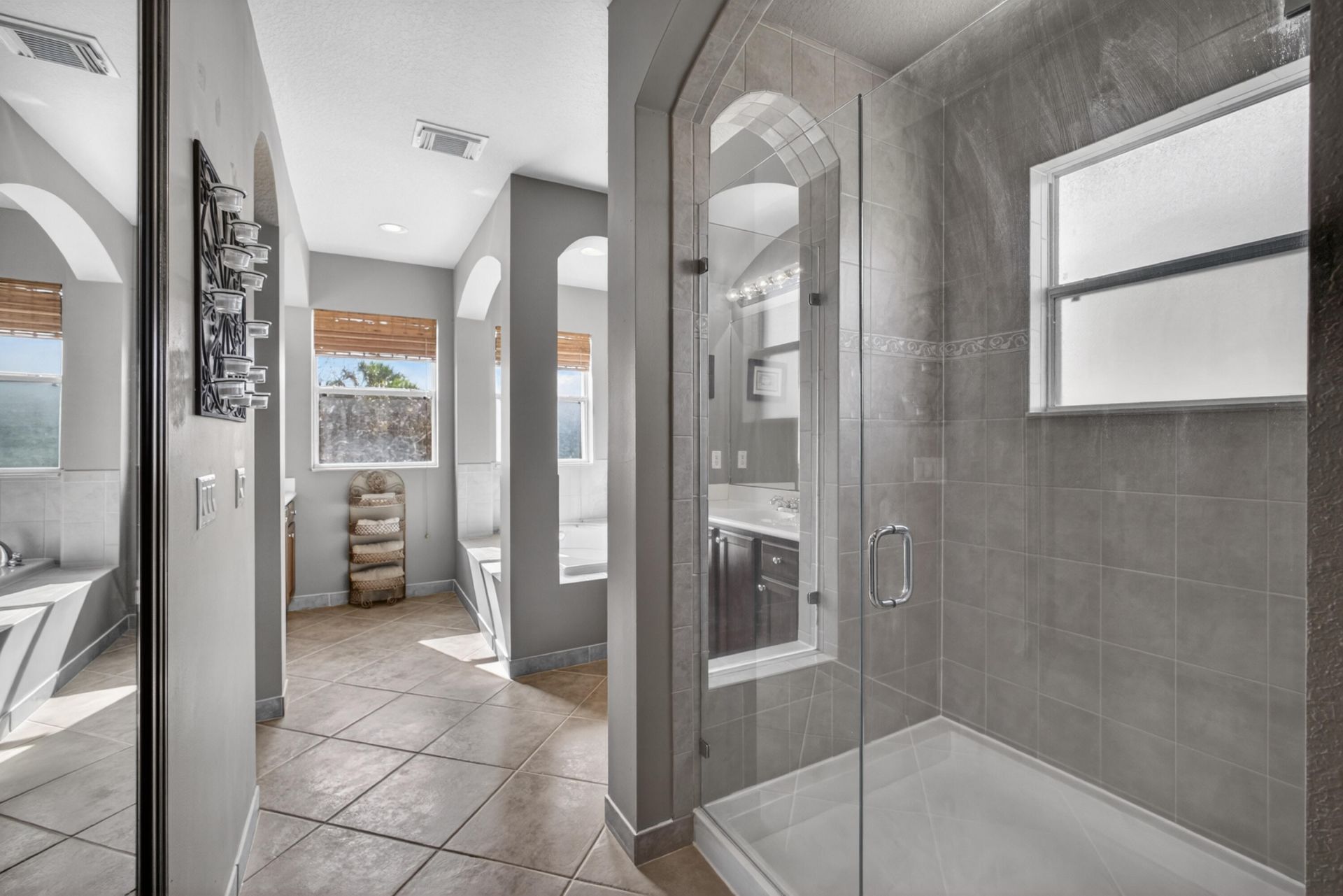 659 Cresta Circle, West Palm Beach, FL 33413 Photo