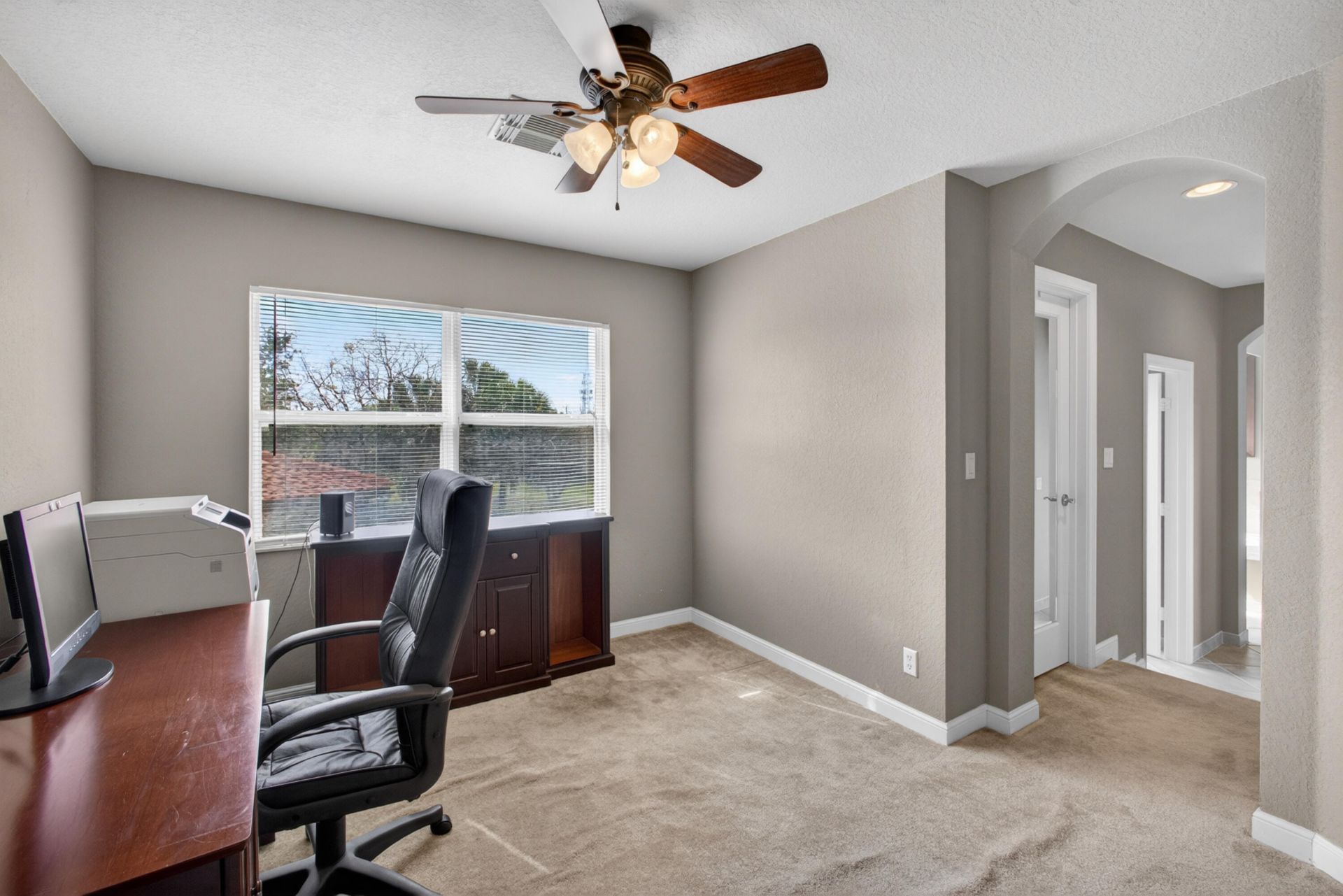 659 Cresta Circle, West Palm Beach, FL 33413 Photo