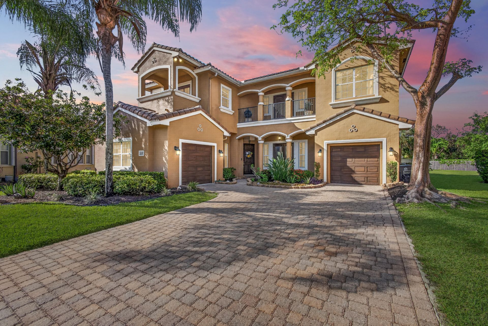 659 Cresta Circle, West Palm Beach, FL 33413 Photo