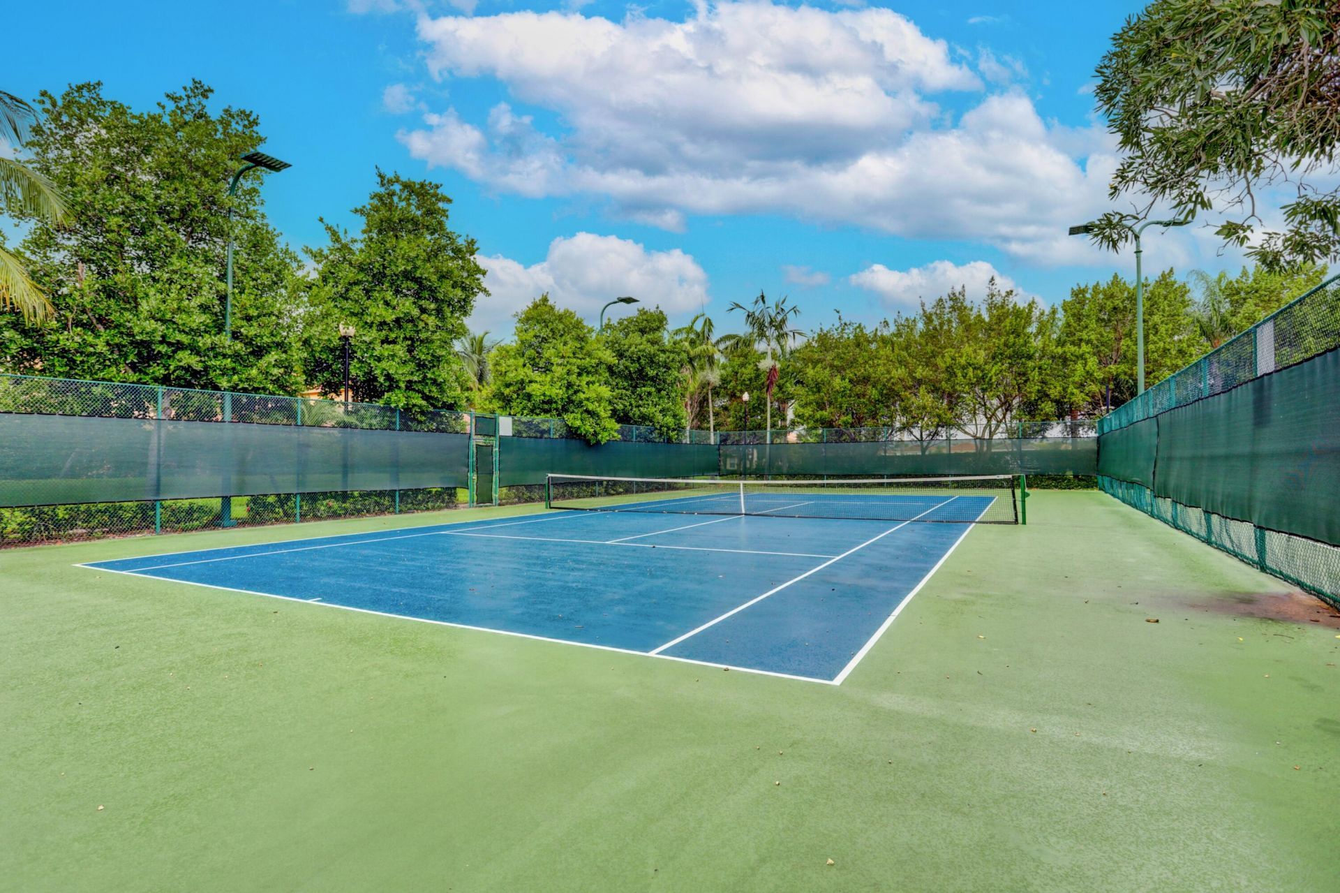 659 Cresta Circle, West Palm Beach, FL 33413 Photo