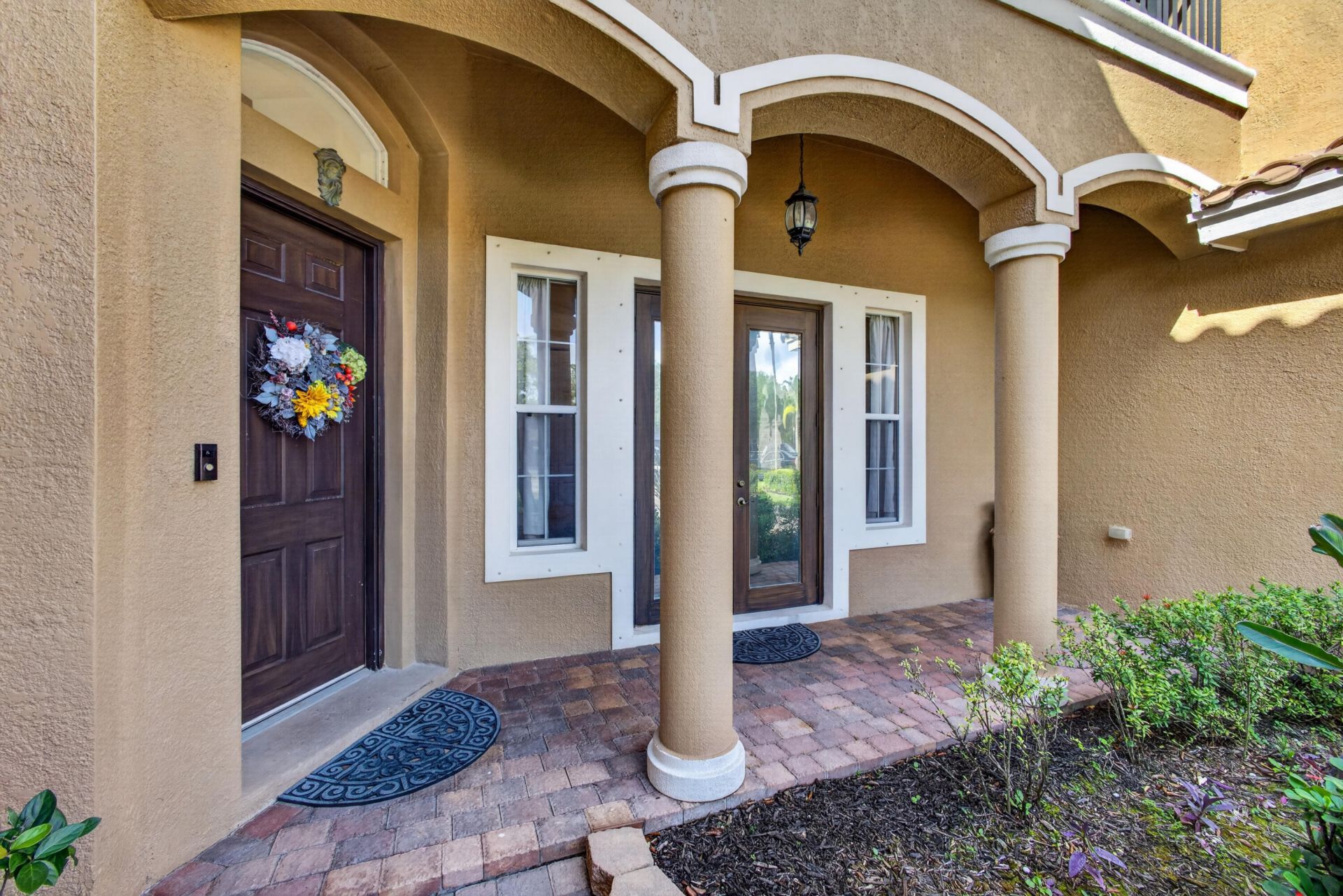 659 Cresta Circle, West Palm Beach, FL 33413 Photo