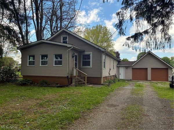 792 Allison Avenue NW, Warren, OH 44483