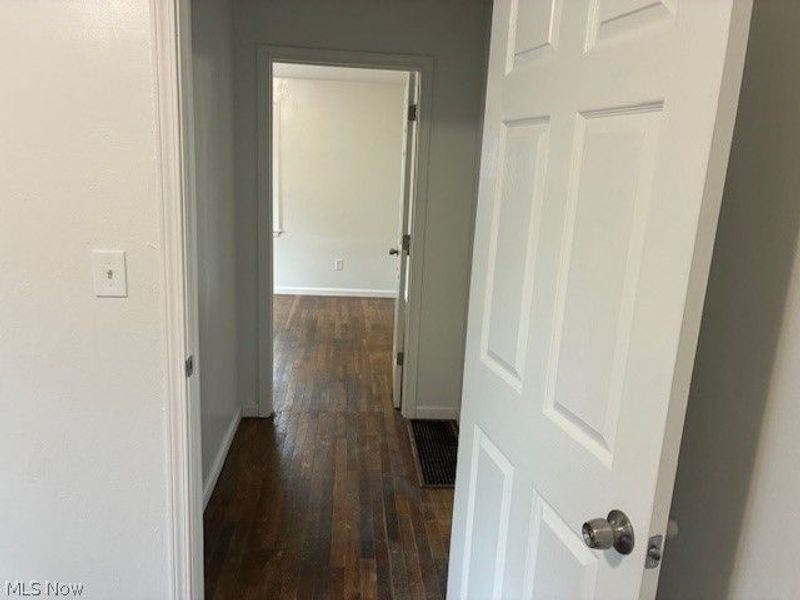 792 Allison Avenue NW, Warren, OH 44483 Photo 11