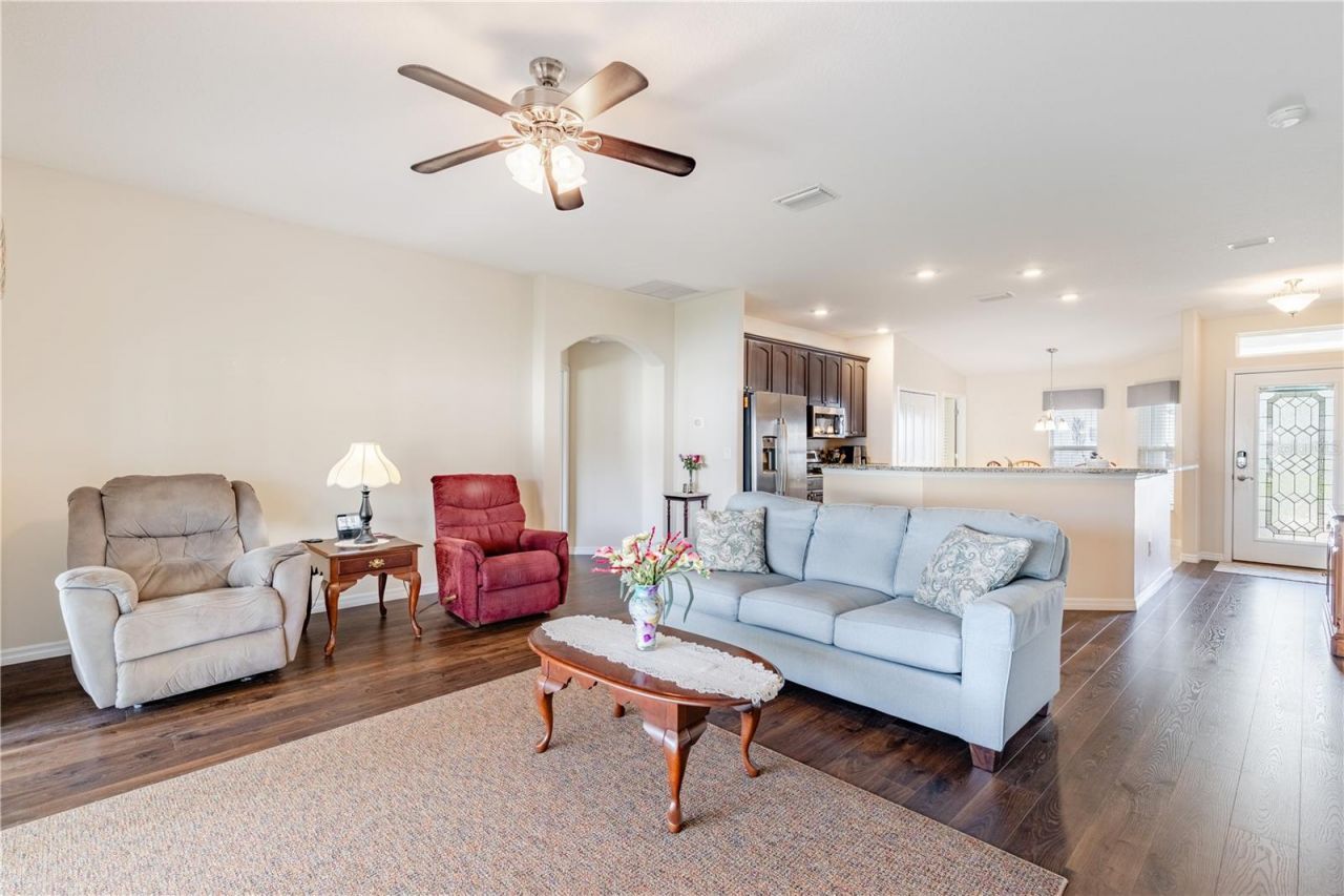 27118 Roanoke Drive, Leesburg, FL 34748 Photo