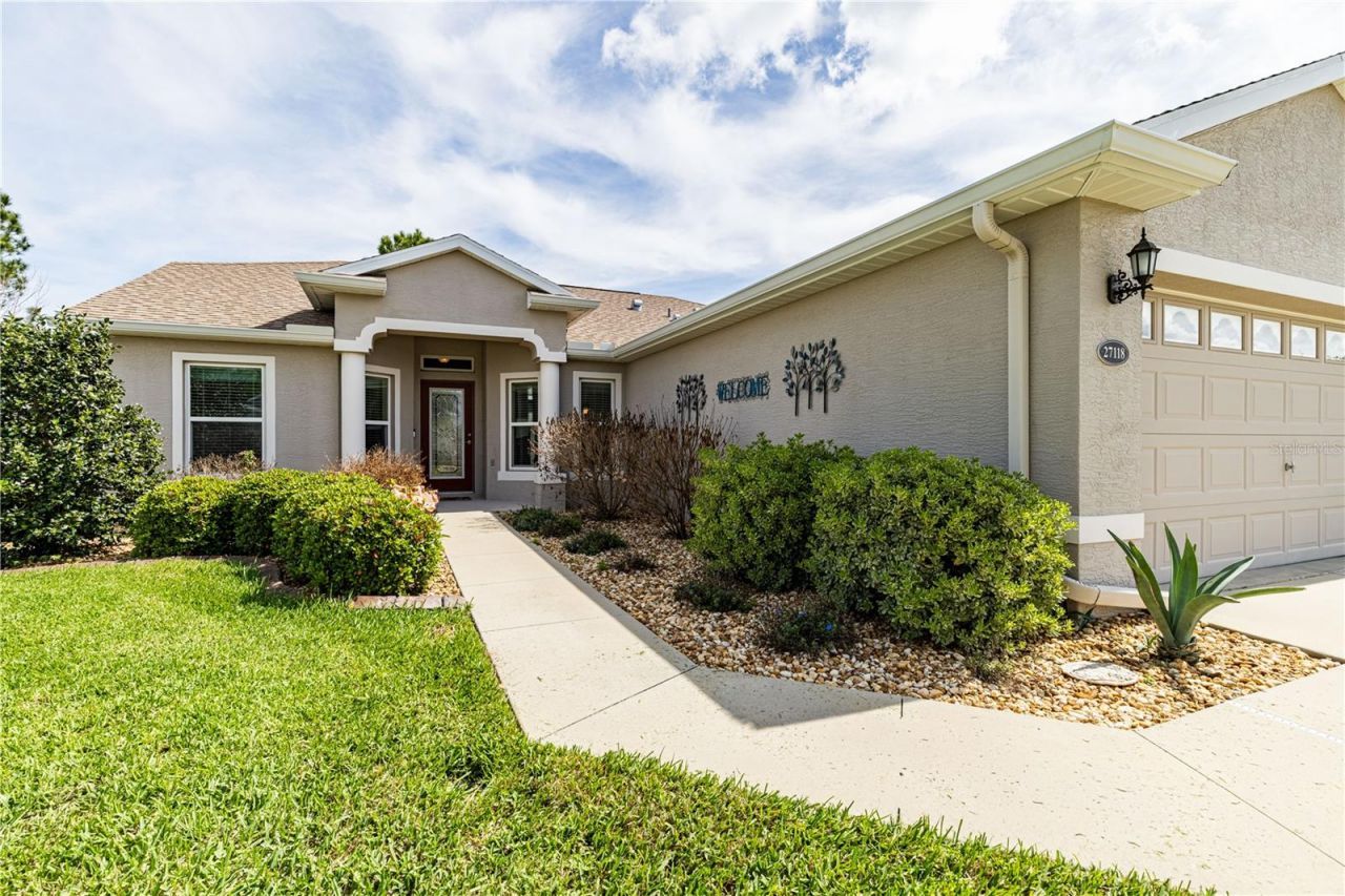 27118 Roanoke Drive, Leesburg, FL 34748 Photo