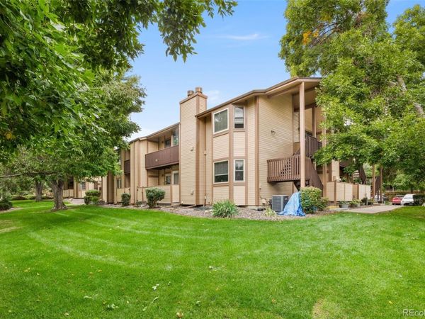 1075 S Garrison Street , Unit 203, Lakewood, CO 80226