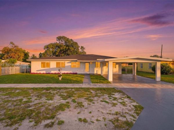 2410 NW 155th Ter , Miami Gardens, FL 33054