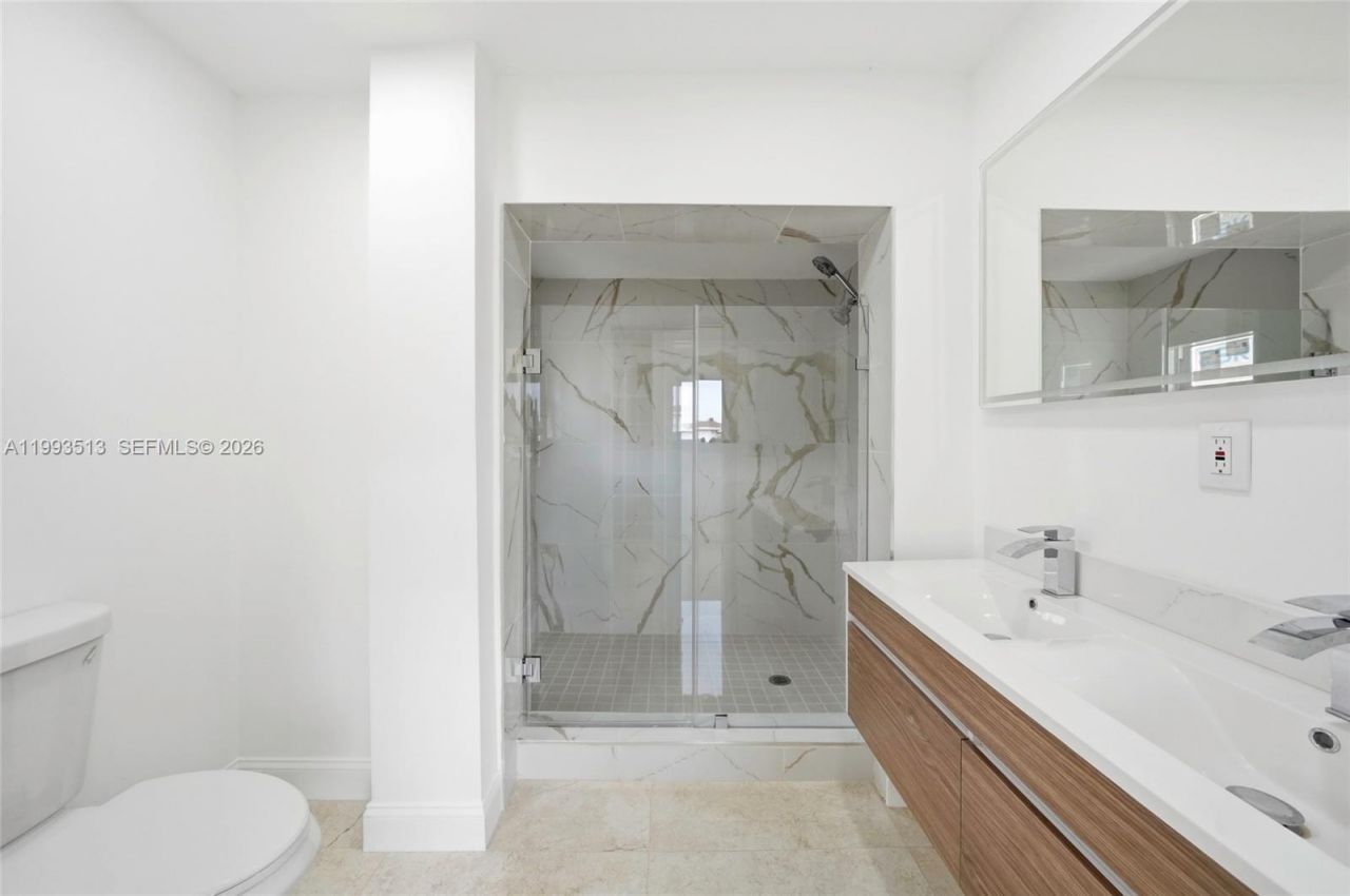 2410 NW 155th Ter , Miami Gardens, FL 33054 Photo