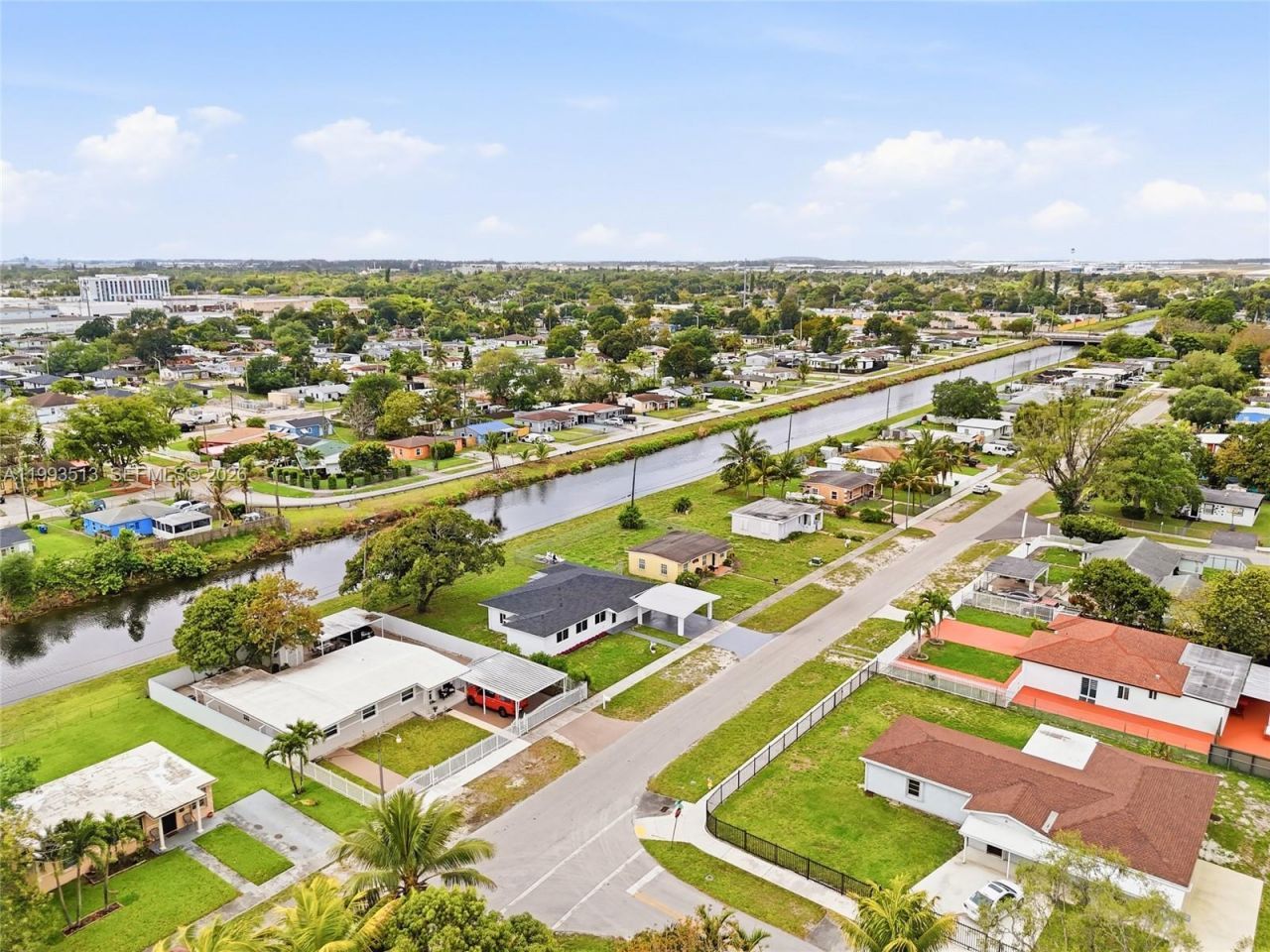 2410 NW 155th Ter , Miami Gardens, FL 33054 Photo