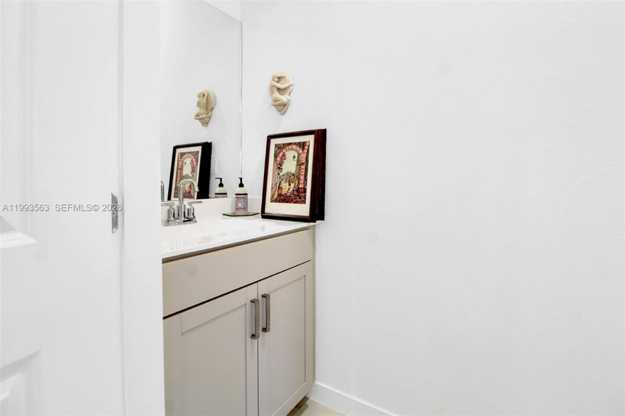 1521 SE 7th Ct, Homestead, FL 33033 Photo