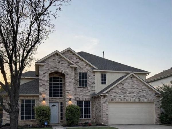 7704 Danuers Lane, Arlington, TX 76002