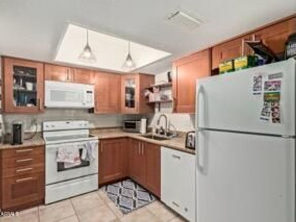 115 W 10TH Street, Tempe, AZ 85281