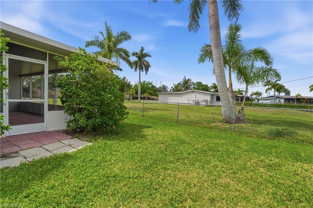 9920 Almetta Ave, Fort Myers, FL 33919 Photo